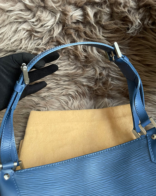 Preloved Louis Vuitton Mandara PM – Myrtille Blue