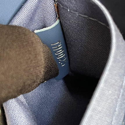 Preloved Louis Vuitton Mandara PM – Myrtille Blue