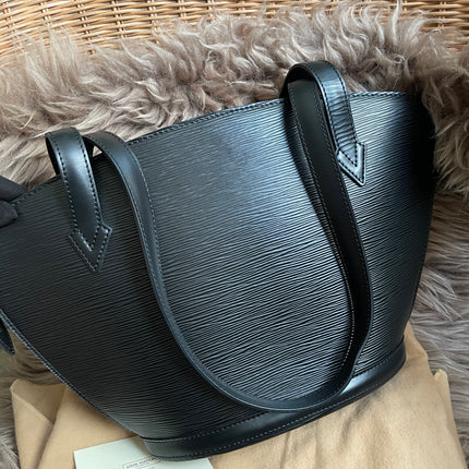 Preloved Louis Vuitton Saint Jacques
