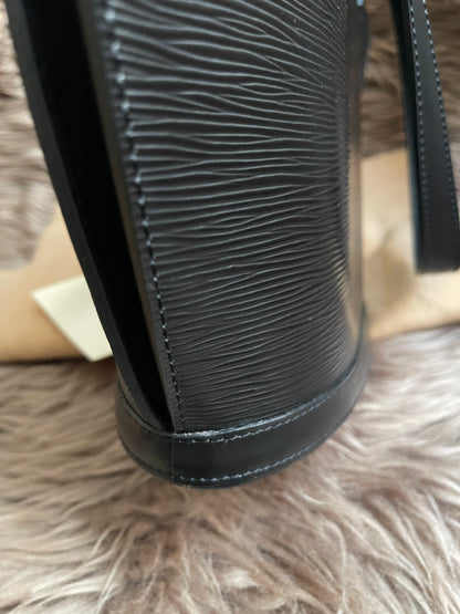 Preloved Louis Vuitton Saint Jacques