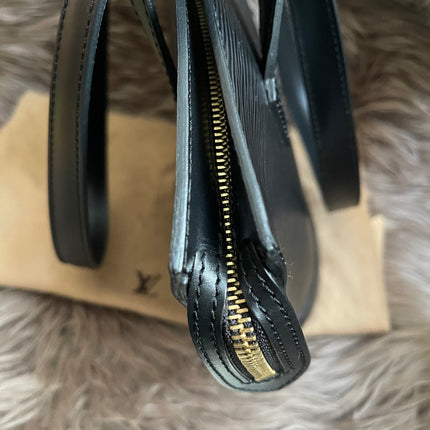 Preloved Louis Vuitton Saint Jacques