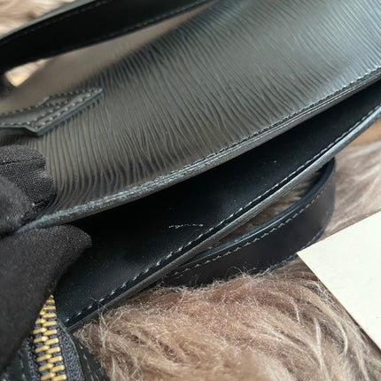 Preloved Louis Vuitton Saint Jacques