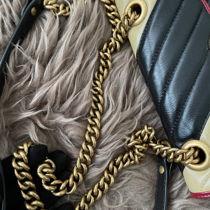 Preloved Authentic GUCCI GG Mini Marmont Matelassé Bag