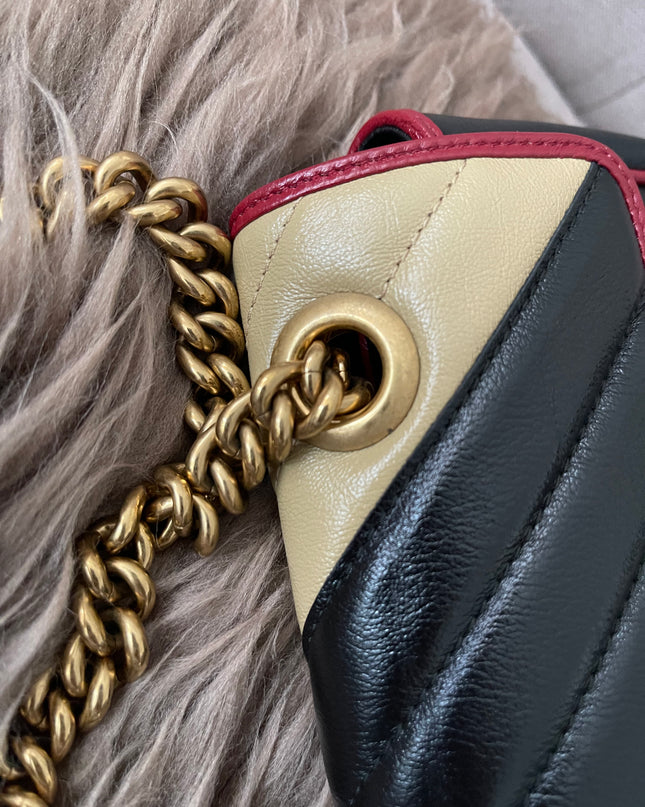 Preloved Authentic GUCCI GG Mini Marmont Matelassé Bag