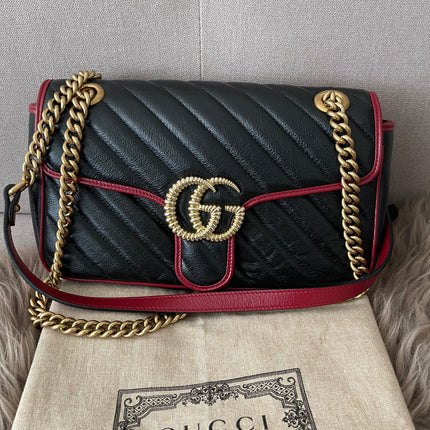 PRELOVED AUTHENTIC GUCCI GG Mini Marmont Matelassé Bag in BLK/RED