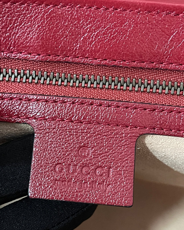 PRELOVED AUTHENTIC GUCCI GG Mini Marmont Matelassé Bag in BLK/RED