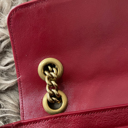 PRELOVED AUTHENTIC GUCCI GG Mini Marmont Matelassé Bag in BLK/RED