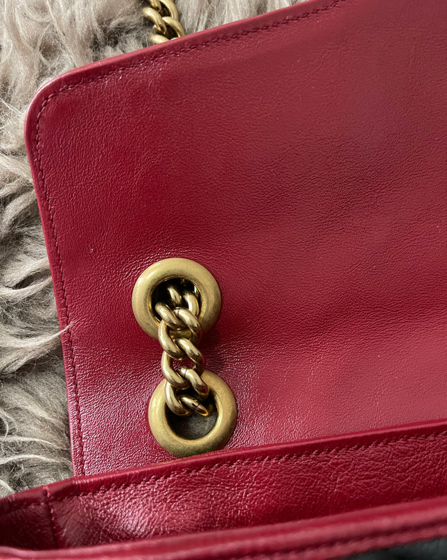 PRELOVED AUTHENTIC GUCCI GG Mini Marmont Matelassé Bag in BLK/RED