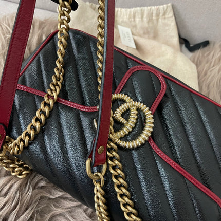 PRELOVED AUTHENTIC GUCCI GG Mini Marmont Matelassé Bag in BLK/RED