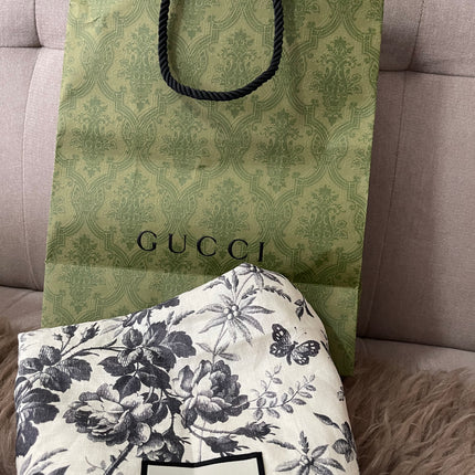 Preloved Authentic Gucci Leather Double G Bucket Hat Dark Green Sz M