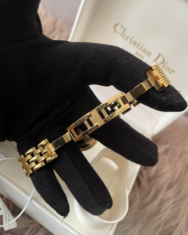 Preloved Authentic Christian Dior Bagheera Black Moon Watch