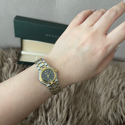 Preloved Authentic Gucci 9000L Two-Tone Black Dial Vintage Watch