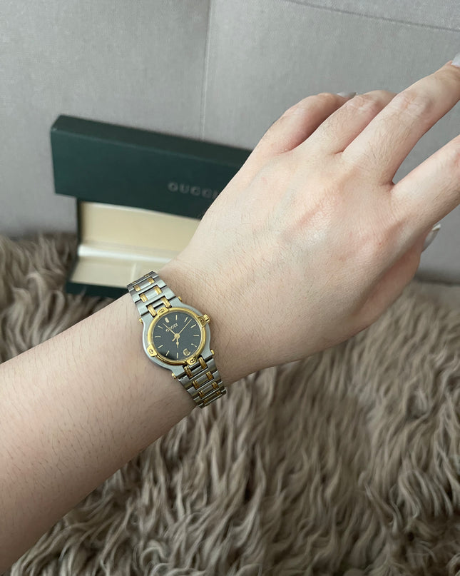 Preloved Authentic Gucci 9000L Two-Tone Black Dial Vintage Watch
