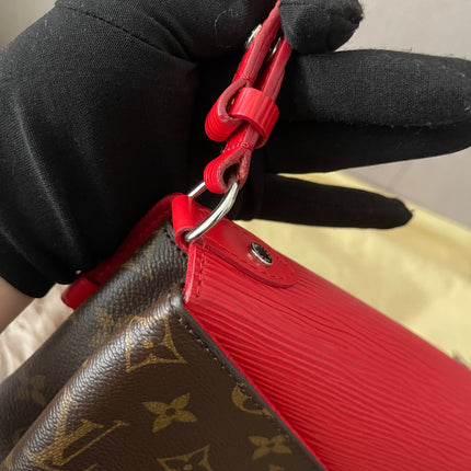 Preloved Authentic  Louis Vuitton Saint Michel Epi leather flap