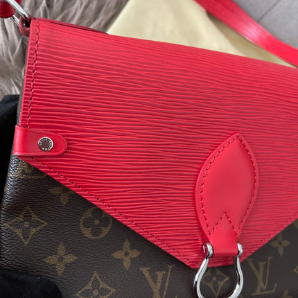 Preloved Authentic  Louis Vuitton Saint Michel Epi leather flap