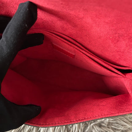 Preloved Authentic  Louis Vuitton Saint Michel Epi leather flap