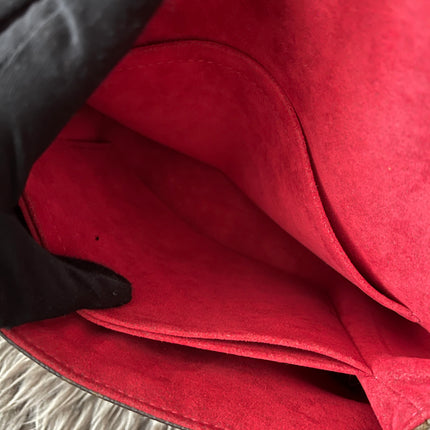 Preloved Authentic  Louis Vuitton Saint Michel Epi leather flap