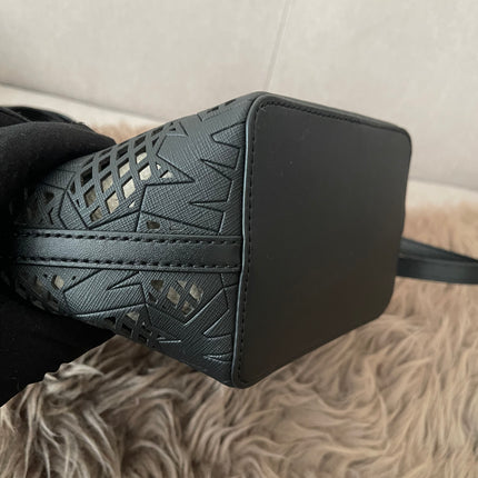 Preloved Authentic Unused Michael Kors Kimber Small 2-in-1 Perforated & Embossed Faux Leather Tote Bag