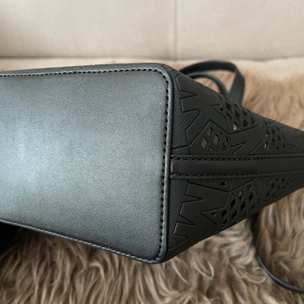 Preloved Authentic Unused Michael Kors Kimber Small 2-in-1 Perforated & Embossed Faux Leather Tote Bag