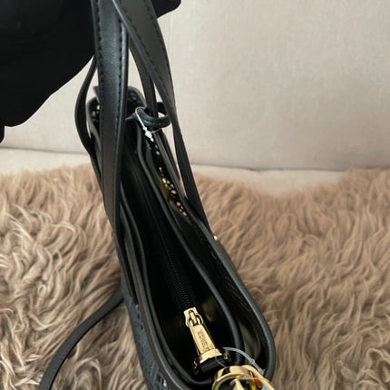 Preloved Authentic Unused Michael Kors Kimber Small 2-in-1 Perforated & Embossed Faux Leather Tote Bag