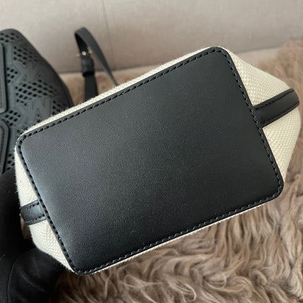 Preloved Authentic Unused Michael Kors Kimber Small 2-in-1 Perforated & Embossed Faux Leather Tote Bag