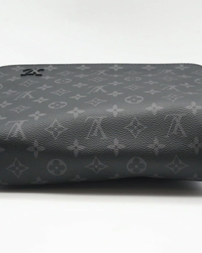 Preloved Authentic Rank A LOUIS VUITTON Eclipse District PM