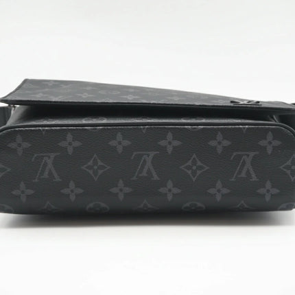 Preloved Authentic Rank A LOUIS VUITTON Eclipse District PM