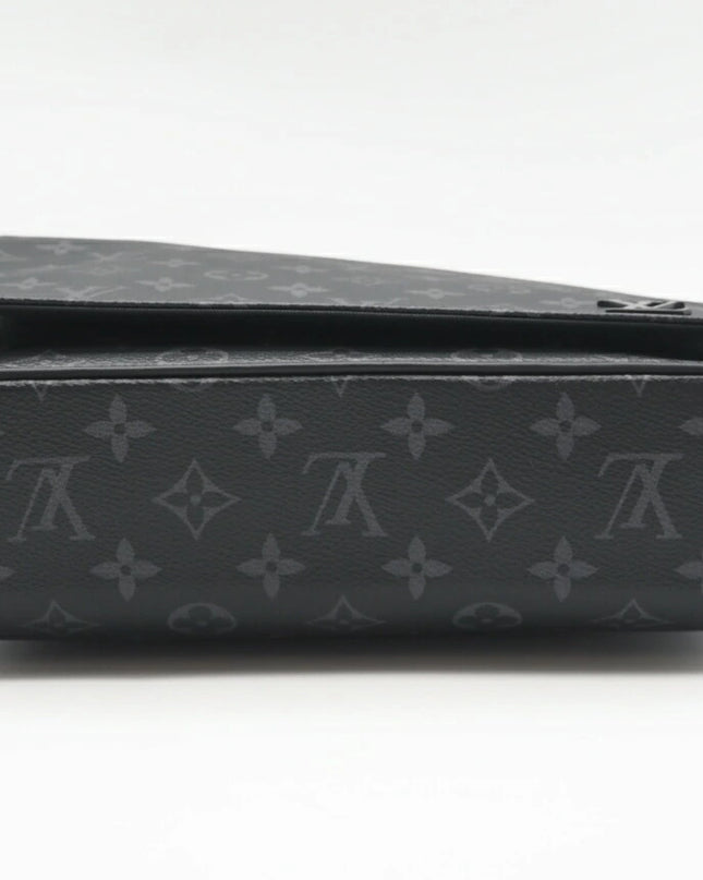 Preloved Authentic Rank A LOUIS VUITTON Eclipse District PM
