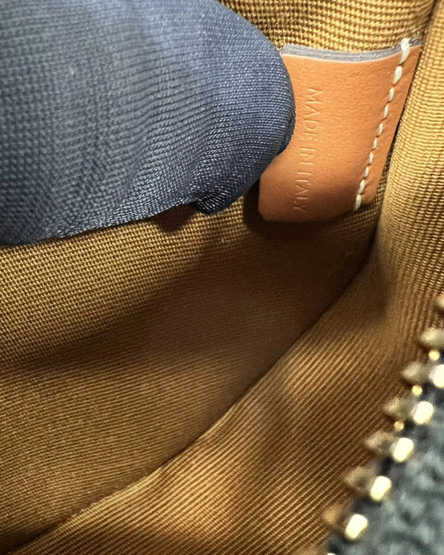 Preloved Authentic CELINE Mini Ava Triomphe Shoulder Bag