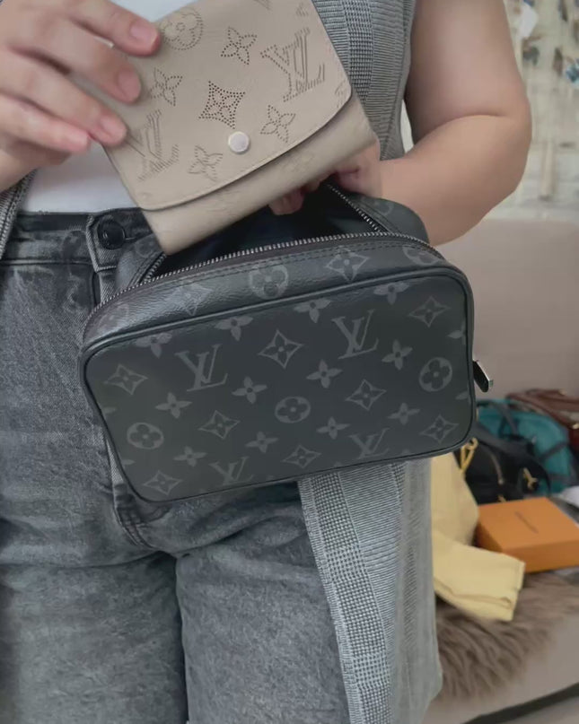 Preloved Authentic Louis Vuitton Monogram Eclipse Toiletry Pouch 25