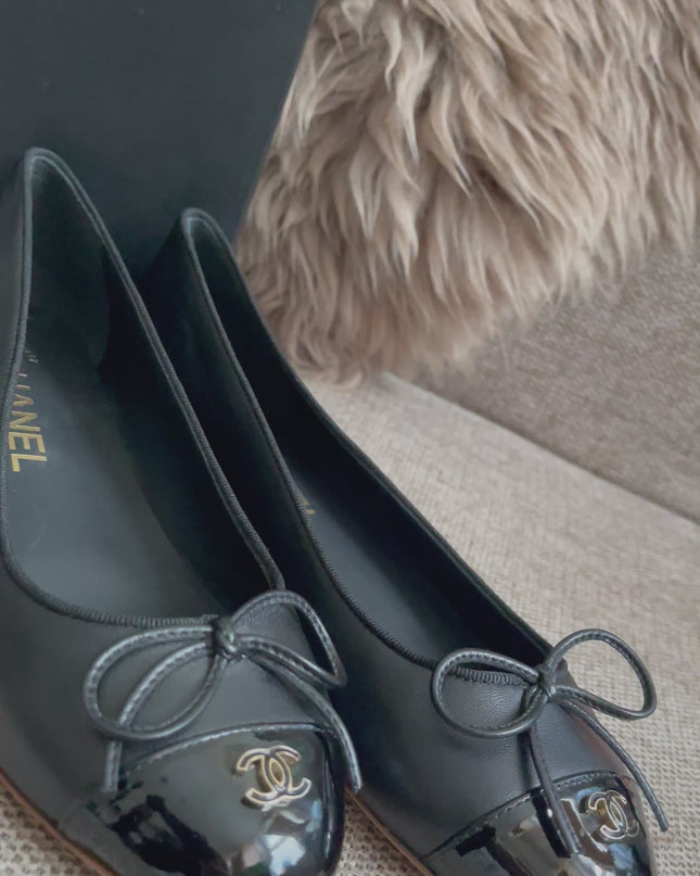 Preloved Authentic Chanel Ballet Flats — Black Lambskin & Patent Cap Toe (Size 35½)