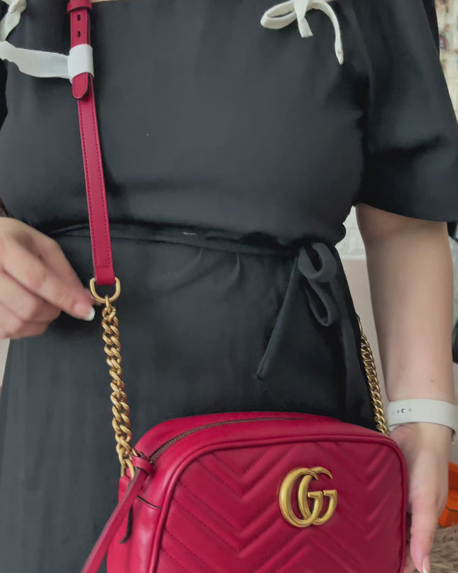 Preloved Authentic Gucci GG Marmont Camera Bag