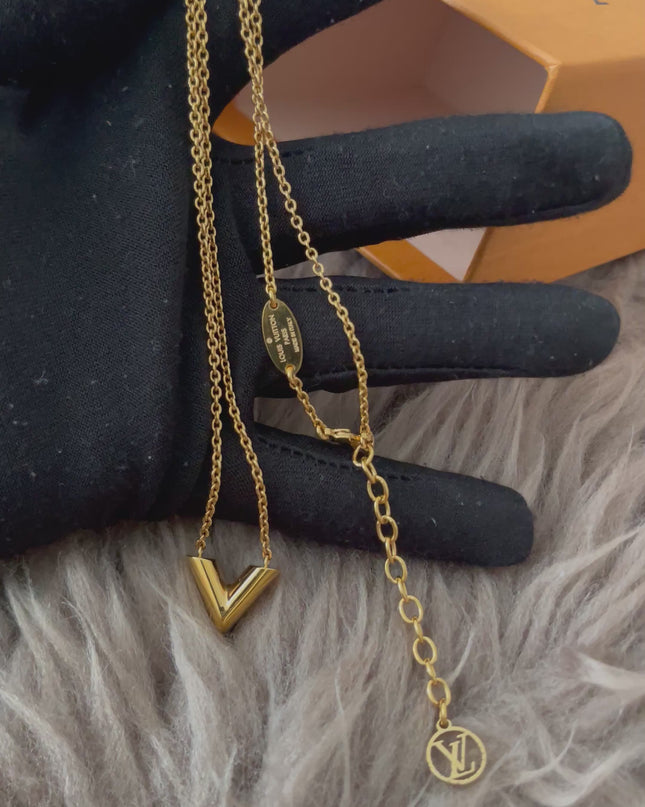 Preloved Authentic Essential V Necklace