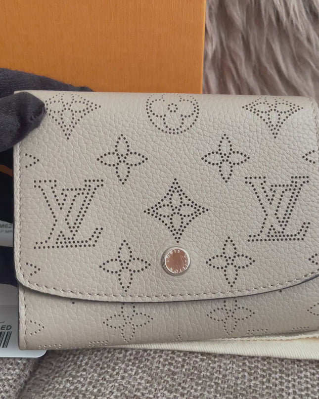 preloved AUTHENTIC Louis Vuitton Iris Compact Wallet – Mahina Galet