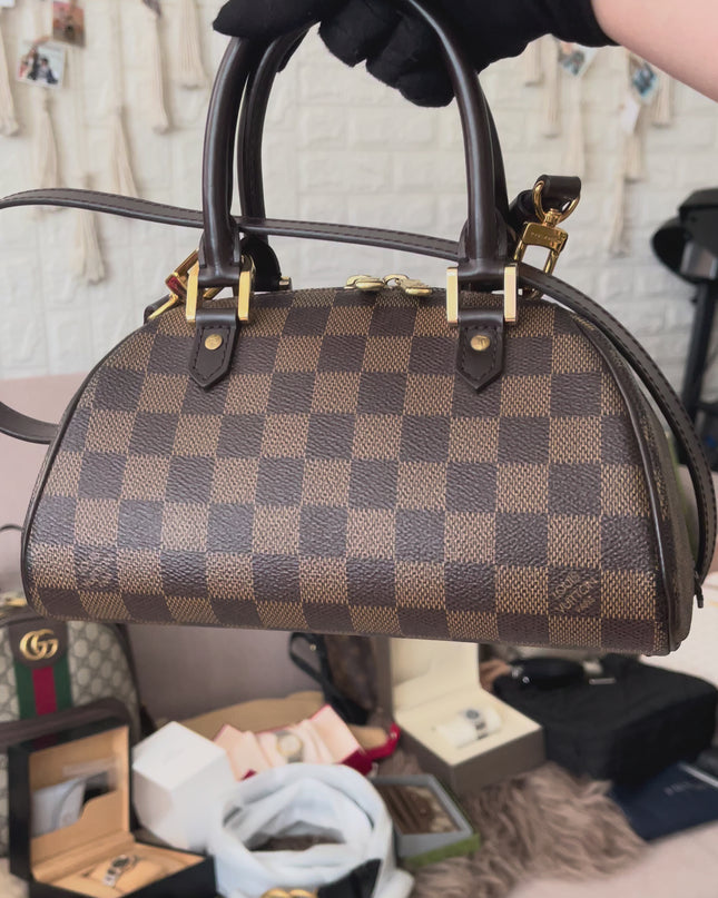 Preloved Authentic Slightly UsedLouis Vuitton Ribera Mini with strap