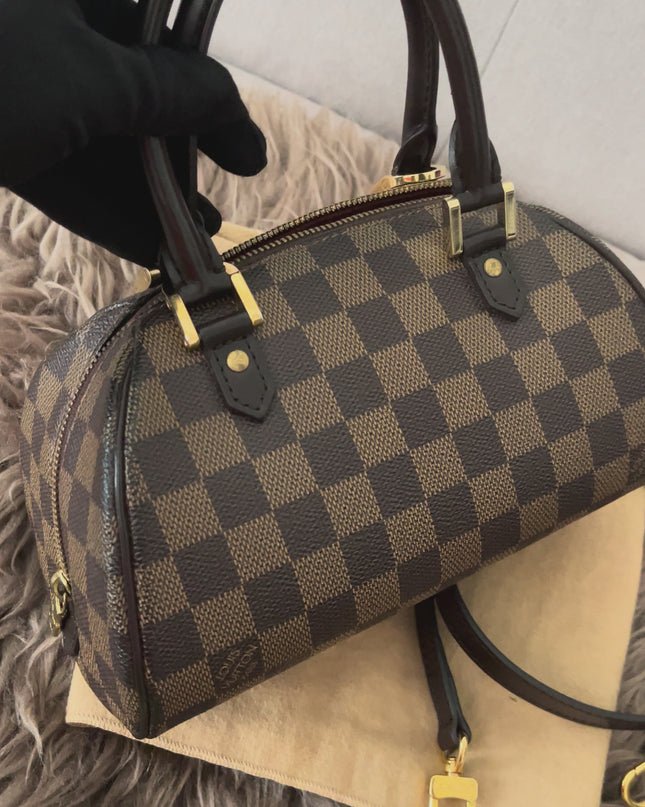 Preloved Authentic Slightly UsedLouis Vuitton Ribera Mini with strap