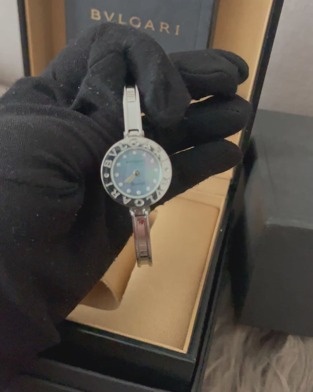 Preloved Authentic Bvlgari B.zero1 Watch 22mm stainless steel case, a blue mother-of-pearl dial with diamond