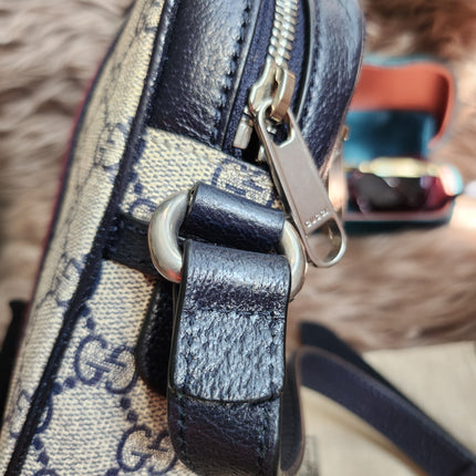 Gucci Beige/Navy Blue GG Supreme