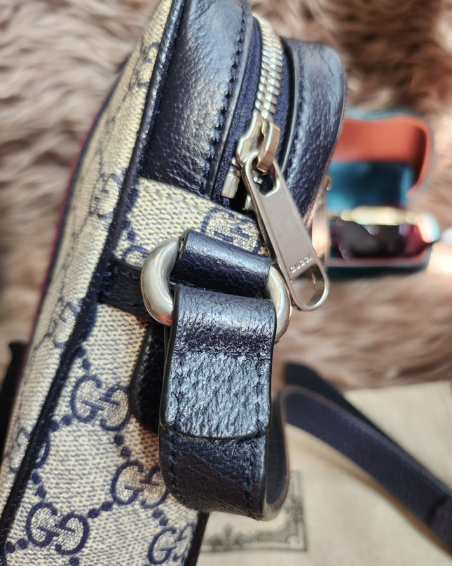 Gucci Beige/Navy Blue GG Supreme
