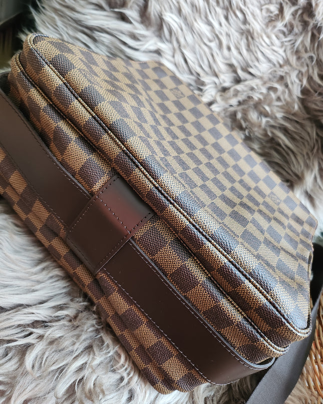 LOUIS VUITTON NAVIGILIO