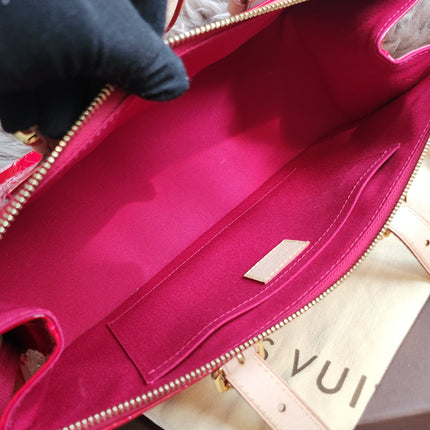 Louis Vuitton Monogram Vernis Rosewood Avenue shoulder bag