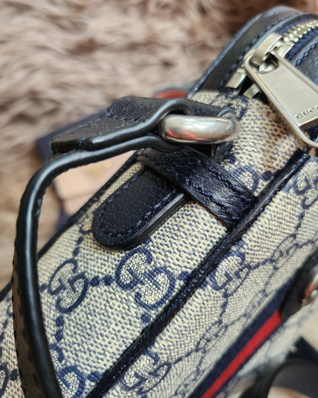Gucci Beige/Navy Blue GG Supreme