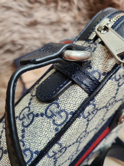 Gucci Beige/Navy Blue GG Supreme