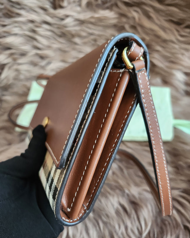 Burberry Vintage check wallet