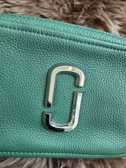 Marc Jacobs The Softshot 21 in cucumber green leather silver-tone hardware
