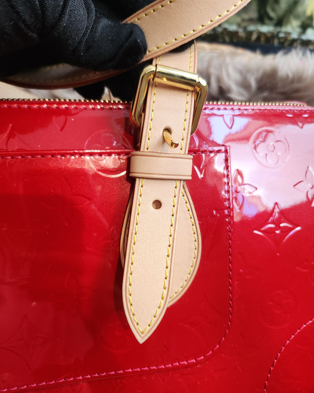 Louis Vuitton Monogram Vernis Rosewood Avenue shoulder bag