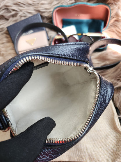 Gucci Beige/Navy Blue GG Supreme
