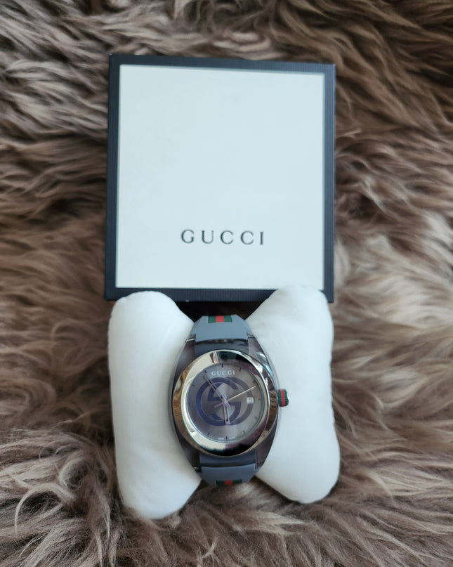 Gucci
Sync Grey Dial and Grey Rubber Strap Unisex Watch 137.1