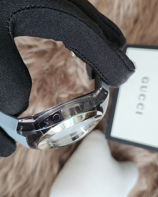 Gucci
Sync Grey Dial and Grey Rubber Strap Unisex Watch 137.1