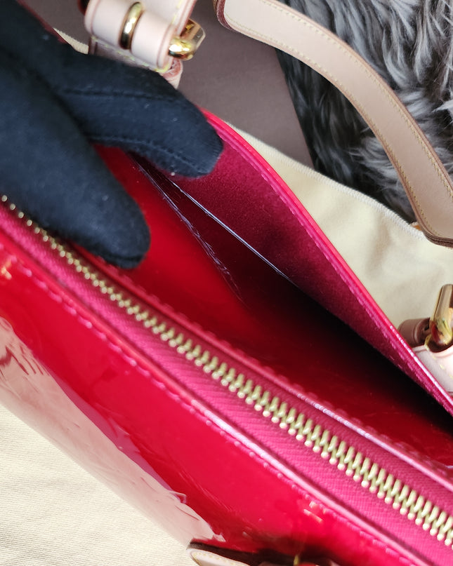 Louis Vuitton Monogram Vernis Rosewood Avenue shoulder bag